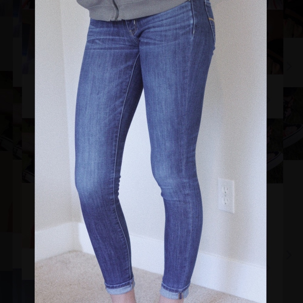 American eagle low rise jeans